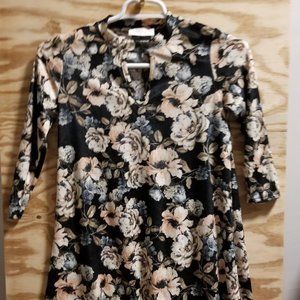Peach Love Floral‎ Women's Dress Small